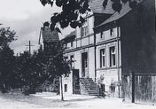1935ghringshausmiteingangzumkolonialwarenladen